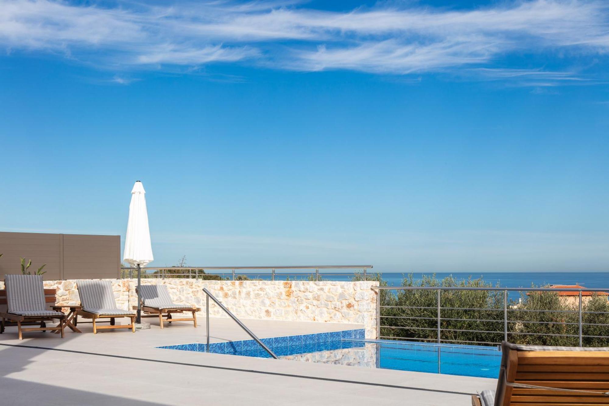 Oinolithos Luxury Villas Kalamaki  Ngoại thất bức ảnh