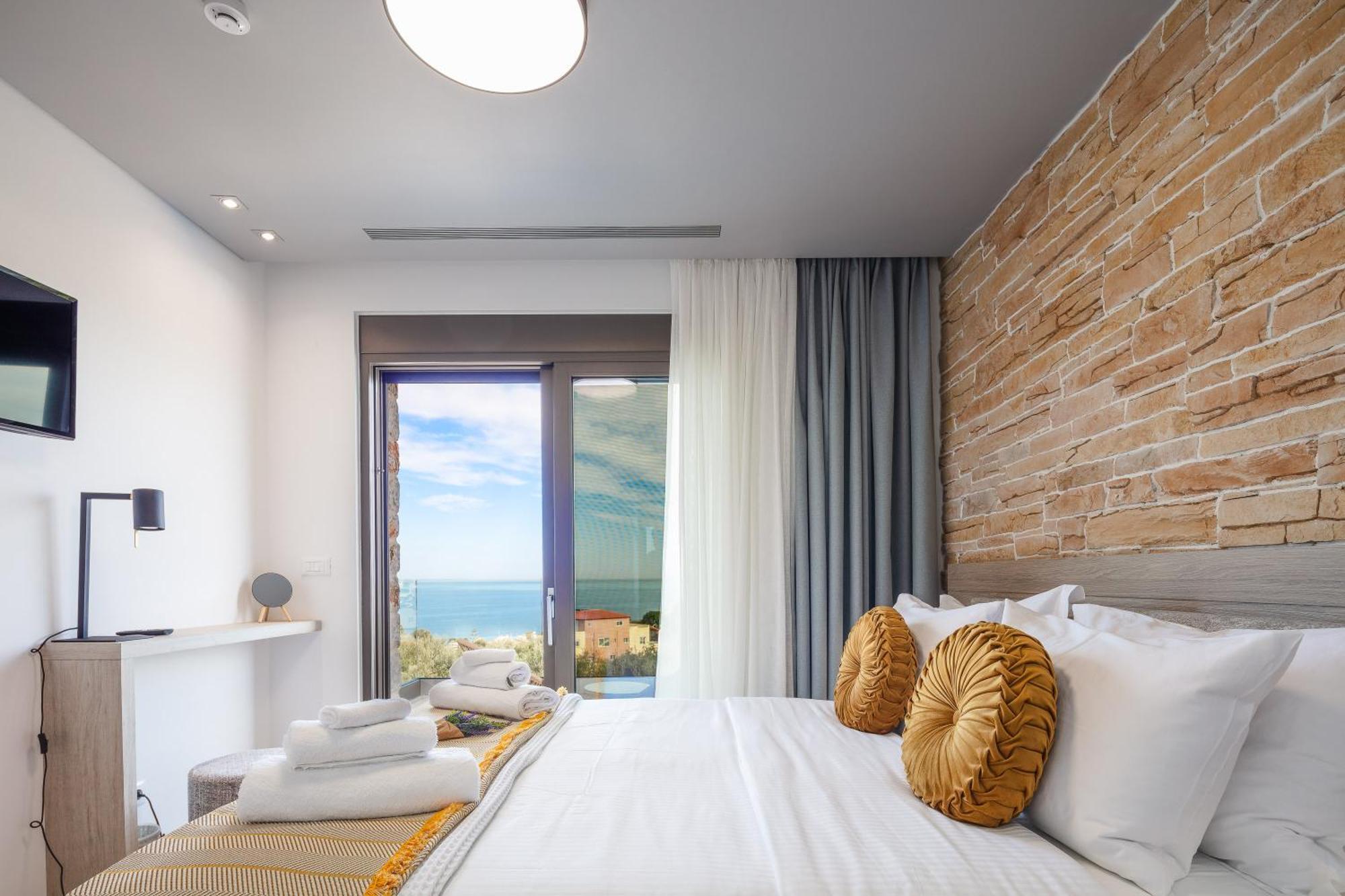 Oinolithos Luxury Villas Kalamaki  Ngoại thất bức ảnh